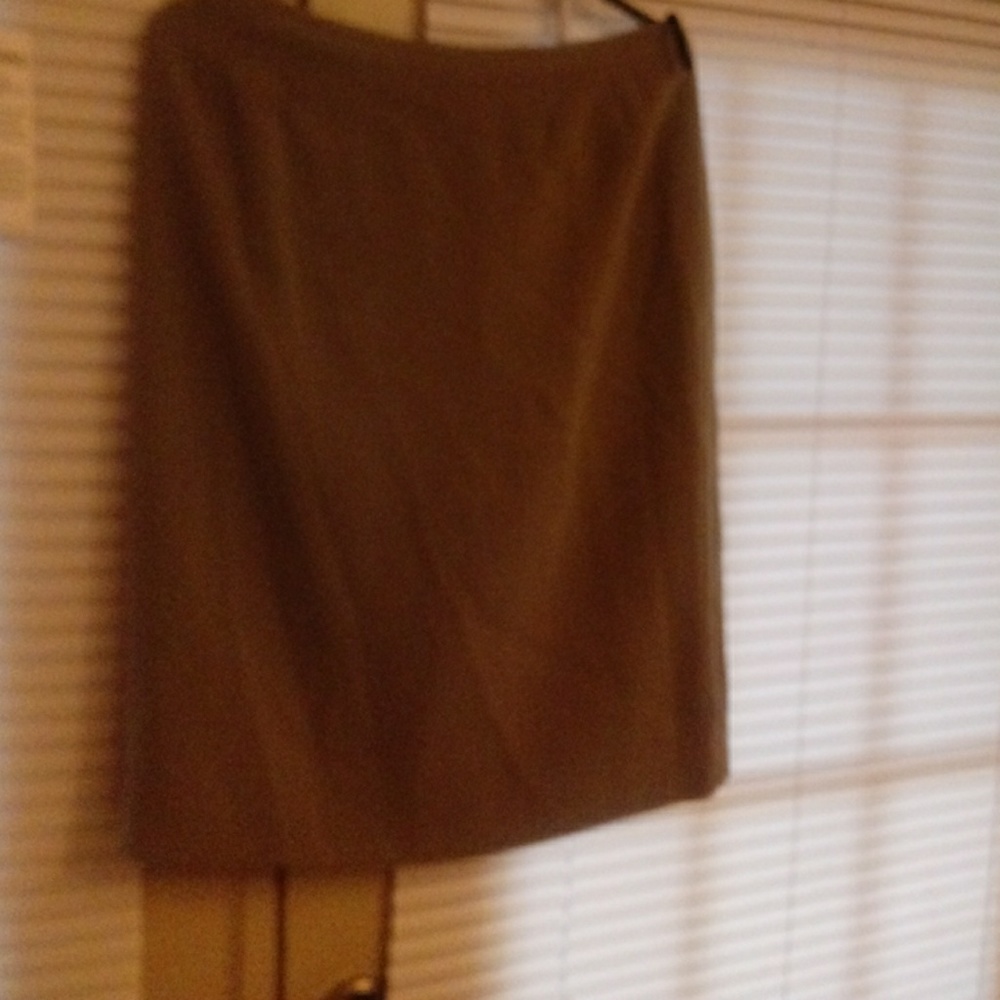 2 pc suit jacket size 8 skirt size 10